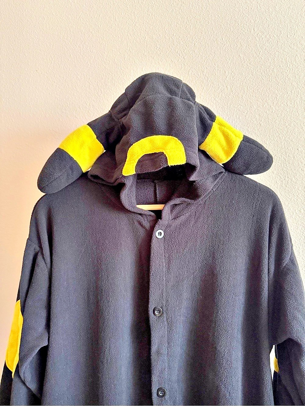 Pokemon Umbreon Kigurumi Adult Onesie Black & Yellow Costume